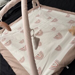 Rainbow Play Mat for Babies - Cream and Pink